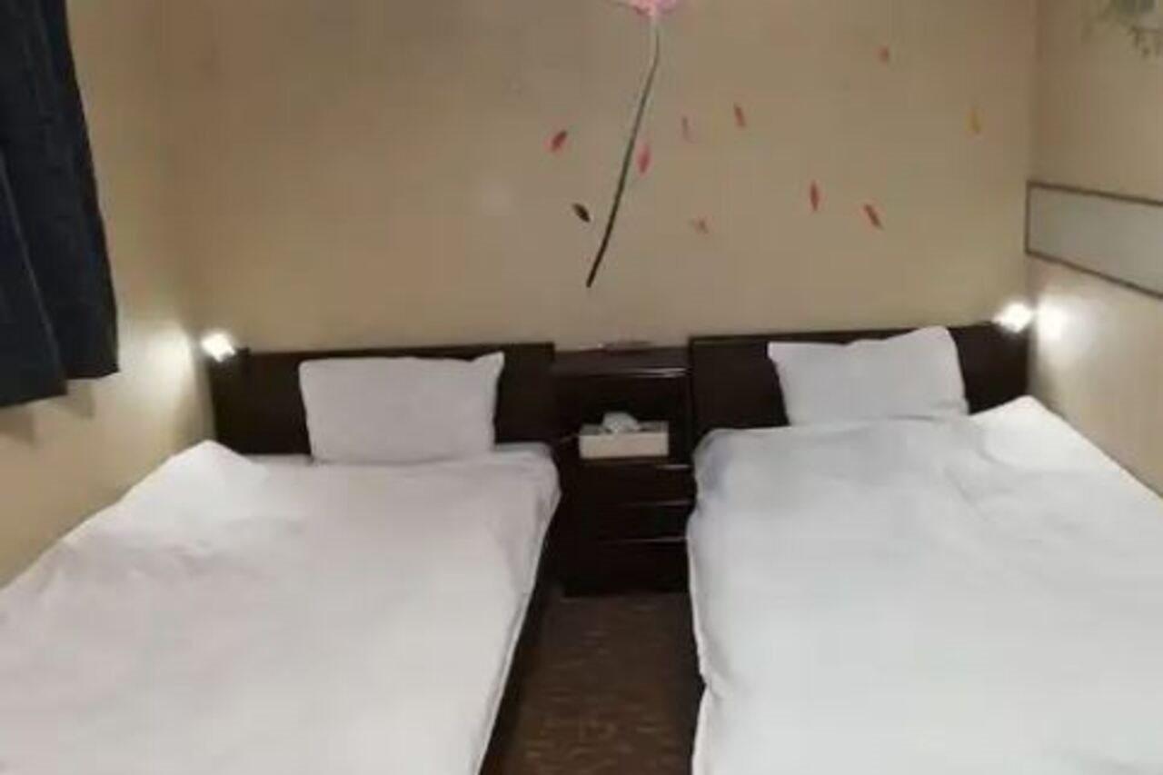 Family & Bakpak Tokyo Hostel מראה חיצוני תמונה