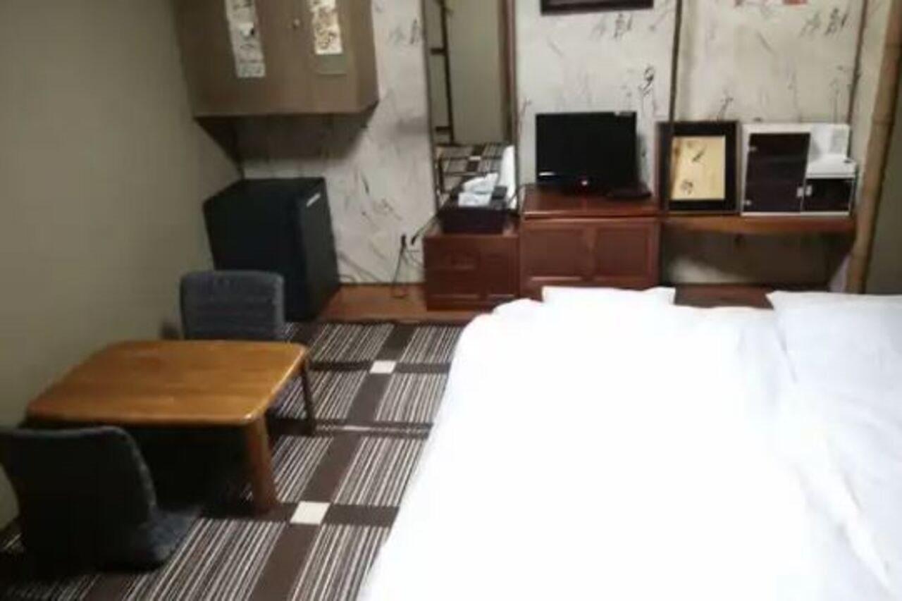Family & Bakpak Tokyo Hostel מראה חיצוני תמונה