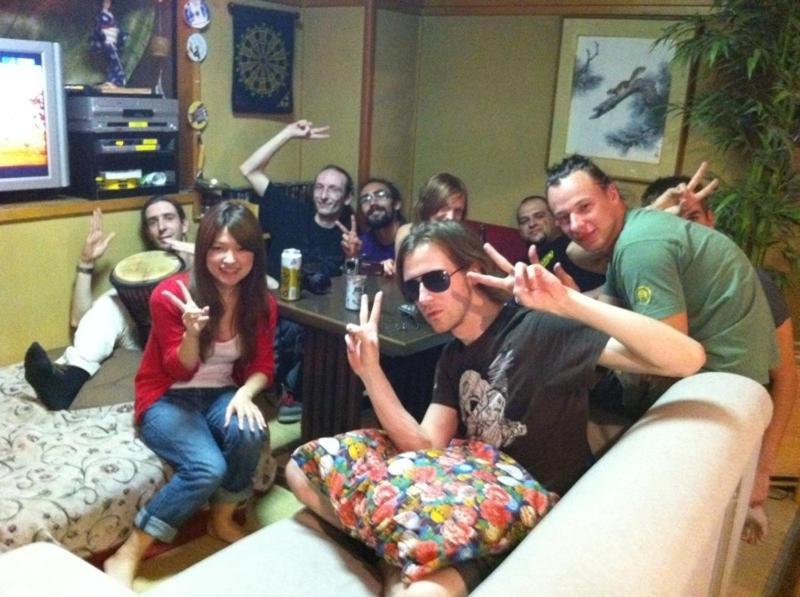 Family & Bakpak Tokyo Hostel מראה חיצוני תמונה