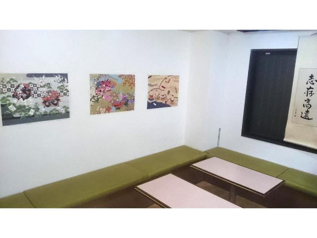 Family & Bakpak Tokyo Hostel מראה חיצוני תמונה