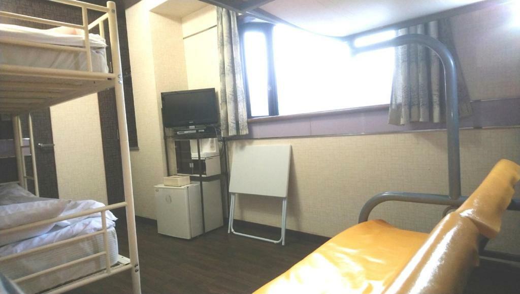 Family & Bakpak Tokyo Hostel מראה חיצוני תמונה